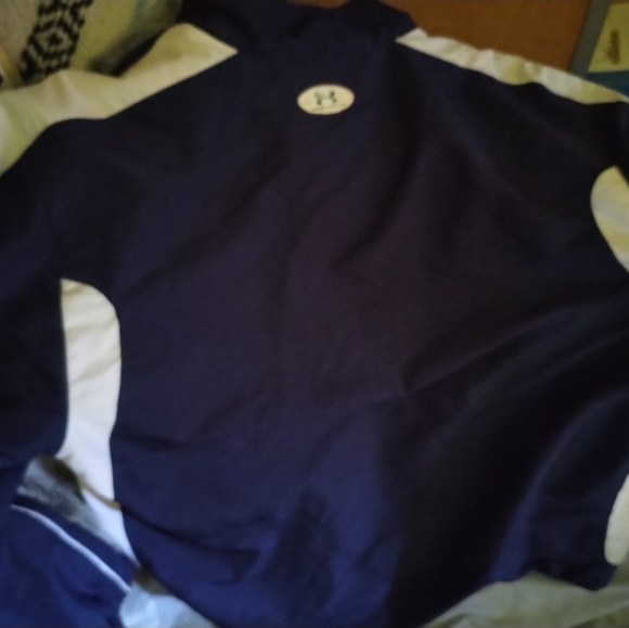 under armour jacket - Picture 3 of 3